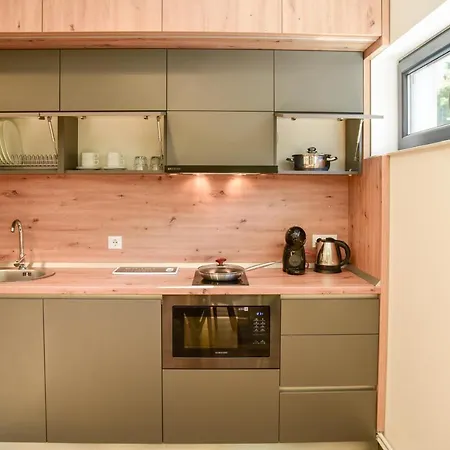 Royal Maison Apartment *